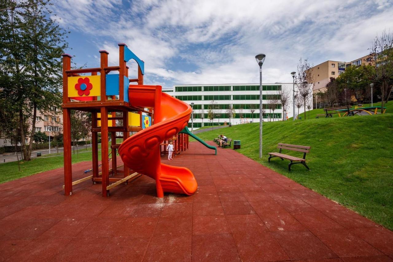 Apartmán Igi Red Flat With Free Private Parking Kluž Exteriér fotografie