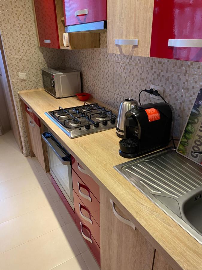 Apartmán Igi Red Flat With Free Private Parking Kluž Exteriér fotografie