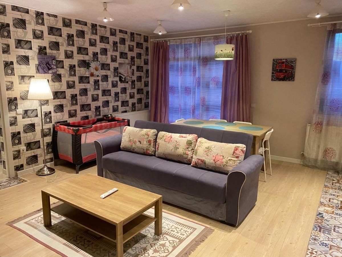 Apartmán Igi Red Flat With Free Private Parking Kluž Exteriér fotografie