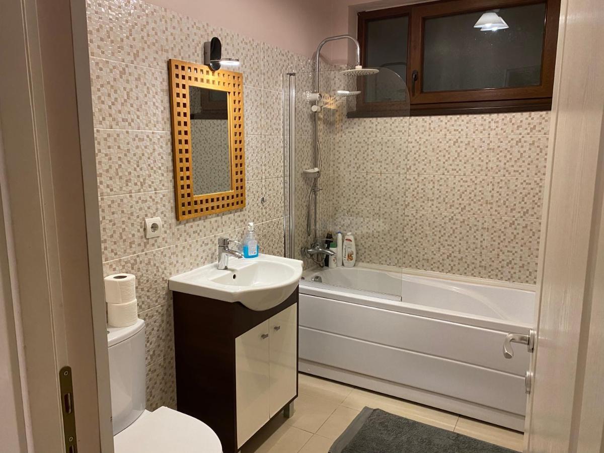 Apartmán Igi Red Flat With Free Private Parking Kluž Exteriér fotografie