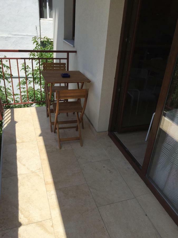 Apartmán Igi Red Flat With Free Private Parking Kluž Exteriér fotografie